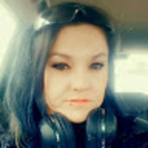 Meet your Posher, Valarie